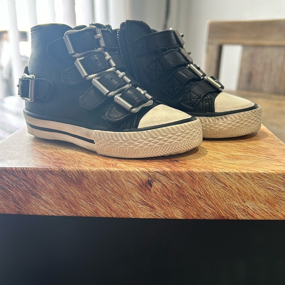 Ash VAVA Toddler sneakers size euro 21